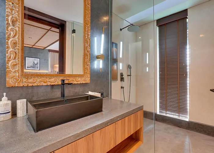 Modern Luxury 5br Pasisi 11 In Villa Canggu (Bali)